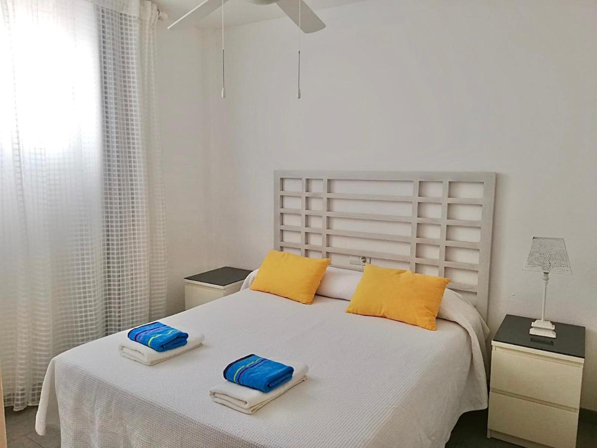 Apartamentos Miranda Es Pujols Eksteriør bilde